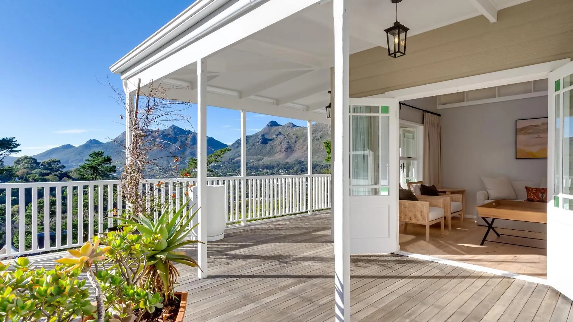 Bay Haven Collection, Hout Bay Aparthotel 0*,  South Africa